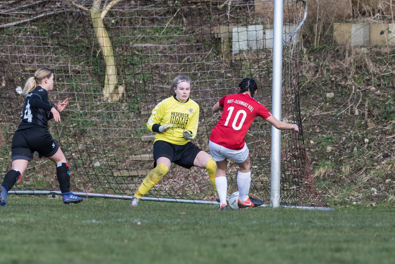 Bild 118 - F Rot Schwarz Kiel - SV Henstedt Ulzburg 2 : Ergebnis: 1:1